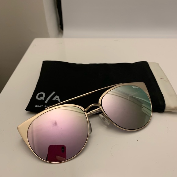 Quay Australia Accessories - QUAY aviator sunglasses with case